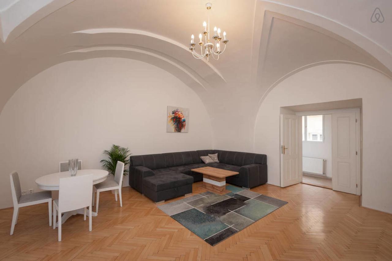Proko 2 Appartement Praag Buitenkant foto