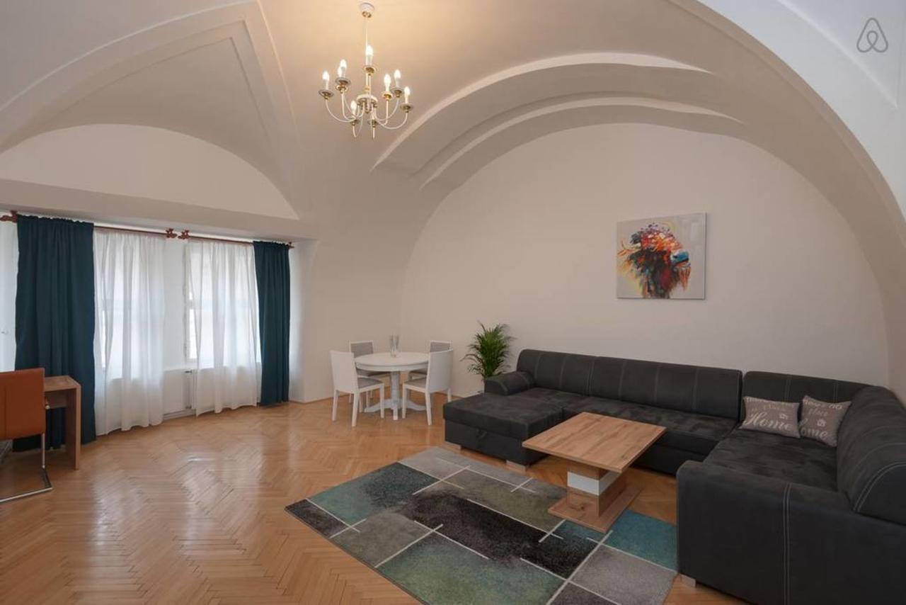 Proko 2 Appartement Praag Buitenkant foto